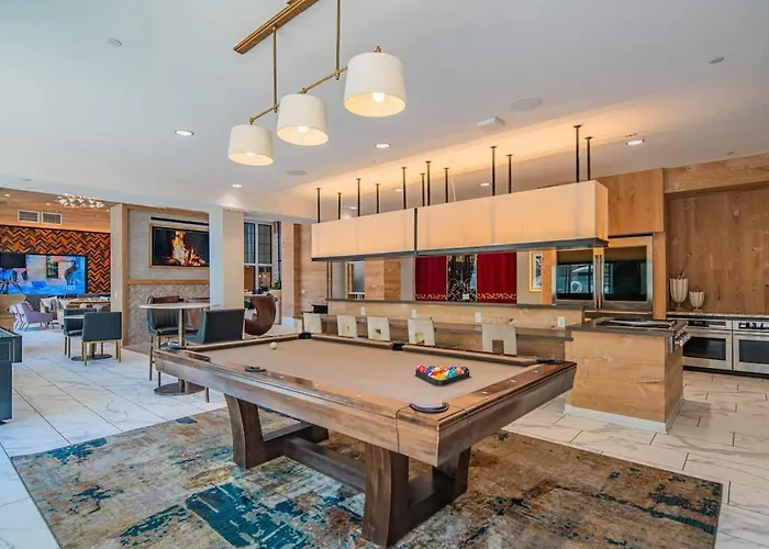 Modern 2br Uptown Biltmore Gym Pool Parking Wd Phoenix