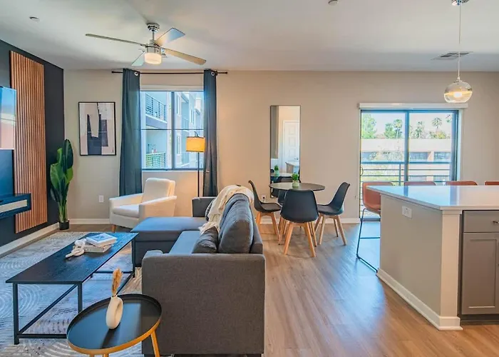 Apartment Modern 2br Uptown Biltmore Gym Pool Parking Wd Phoenix